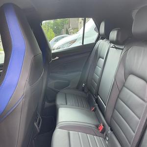 ¡Oferta Imperdible! Volkswagen Golf R 2024 Súper Limpio, 315 HP, Turboalimentado, 4 Cilindros, Tracción Total, Color Negro Perla Intenso, Hatchback de Lujo - Product Image 4