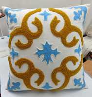 Housse de coussin moderne tuftée, brodée à la main, en coton de luxe, fabriquée en Inde, avec volants personnalisables et motifs de dessins animés, lavable, pour la maison
