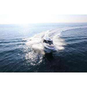 Jeanneau 1095 Merry Fisher Cabin Cruiser Modelo 2024 Motor Diésel 10.5m - Product Image 6