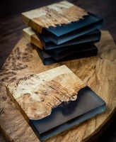 Sous-verre élégant en bois de noyer avec résine époxy transparente couleur personnalisée, finition brillante, résistant à la chaleur, fait main, qualité alimentaire
