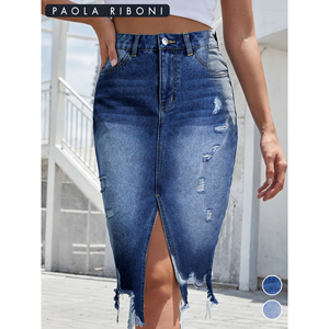 Jupe en jean pour femme Paola Riboni, délavée claire, déchirée, avec fente, coupe trapèze, longueur maxi, mode estivale - Product Image 3