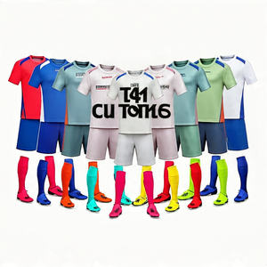 Conjunto de uniformes de fútbol con logotipo de marca personalizado de alta calidad OEM ODM Kit de equipo de fútbol camiseta Impresión digital Poliamida Secado rápido Unisex - Product Image 3