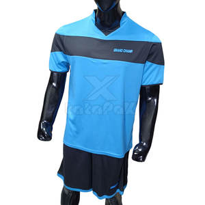 ชุดฟุตบอลคุณภาพสูง ดีไซน์ทันสมัย ระบายอากาศได้ดี น้ำหนักเบา แขนสั้น พร้อมตัวเลือกปรับแต่งได้ สินค้ามาใหม่จากปากีสถาน - Product Image 2