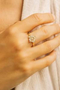 Anillo Minimalista de Plata de Ley 925 con Baño de Oro de 14K, Diseño de Espiral, Engaste de Circonita Cúbica, Anillo de Banda, Joyería Fina para Cumpleaños - Product Image 3