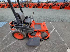 เครื่องตัดหญ้าแบบ Zero Turn รุ่น Kubota ZG123S ปี 2013 – ประสิทธิภาพการใช้งานในพื้นที่อยู่อาศัยที่เชื่อถือได้ พร้อมระบบควบคุมที่แม่นยำ - Product Image 3