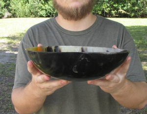 Ensaladera Ecológica, Duradera y Única, Hecha de Cuerno de Búfalo Pulido, Producto Sostenible para Fiestas - Product Image 2