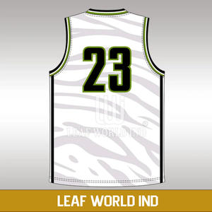 Vente en gros Ensemble de maillots de basket-ball en maille respirante personnalisé Uniforme d'été sublimé pour garçons de grande taille - Product Image 4