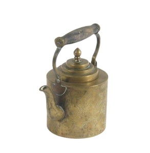 กาน้ำชาและกาต้มน้ำทองเหลืองสไตล์เรียบง่ายทำจากเทคนิคช่างฝีมือดั้งเดิมเพื่อความสวยงามเหนือกาลเวลาและการใช้ชาในแต่ละวัน - Product Image 5