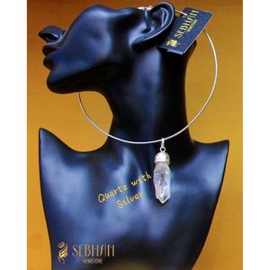 Collar con colgante fino de cuarzo y plata - Product Image 1