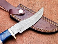 Couteau de chasse Bowie en acier Damas, manche en bois et os de chameau, embouts en laiton, bord partiellement dentelé, léger et durable