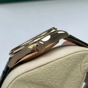 Wholesale High-end Stainless Steel VC Sapphire Crystal <b>Cases</b> Featuring 3132 Movement Multi-time Zone Mechanical <b>Watches</b> - Product Image 2