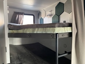 Caravane d'occasion 2024 F-o-r-e-s-t R-i-v-e-r S-a-l-e-m 26DBUDX à vendre - Product Image 5