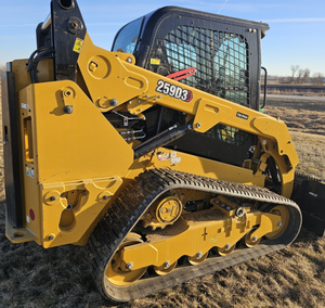 La chargeuse compacte CAT 259D3 est livrée avec un chargeur inclus - Product Image 5