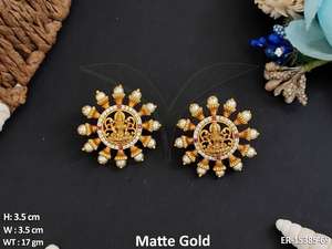 ต่างหูเจ้าสาวที่ประณีตสำหรับผู้หญิงเครื่องประดับอินเดียแบบดั้งเดิมและสง่างามเหมาะสำหรับโอกาสพิเศษ - Product Image 5