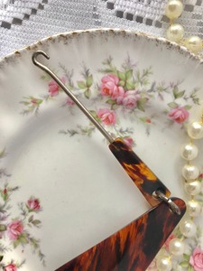 Chausse-chaussures de voyage haut de gamme avec design ergonomique compact, poignée en bois poli et embout métallique élégant pour une utilisation sans effort partout - Product Image 5