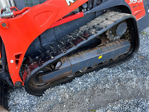 Chargeuse compacte sur chenilles Kubota SVL95-2S de 2019 en parfait état, haute performance, à vendre avec livraison dans le monde entier - Product Image 6