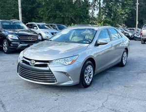 TOP NOTCH Recién PERFECTAMENTE USADO 2015 T o y o t a Camry - Product Image 1