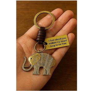 AK Messing Elefant Messing Schlüssel anhänger mit Etikett in polnischem Finish Einzigartiges Design für Tisch dekoration/dekorative Akzente - Product Image 1