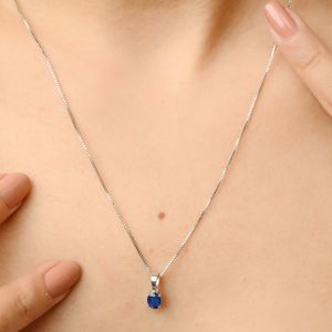 จี้แซฟไฟร์สีฟ้าธรรมชาติหรูหราคุณภาพสูง18K สีทองขาวไม่ซ้ำใครทันสมัยอัญมณีตัดทรงรีสำหรับเป็นของขวัญ - Product Image 4