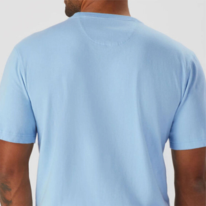 OEM Stock personnalisé T-shirt à col rond pour hommes avec tissu en jersey doux de 240 grammes Confort et durabilité ultimes Motif solide - Product Image 5