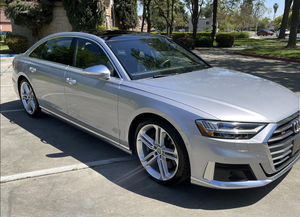 TOP VÉHICULES D'OCCASION LHD/RHD 2021 A U D I S8 - Product Image 6