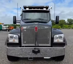 Camión Volquete Usado Kenworth T880S Tri Axle 2025 Económico - Transmisión Automática Allison RDS de 6 Velocidades, Volquete de 16' LISTO PARA ENVIAR a Todo el Mundo - Product Image 3