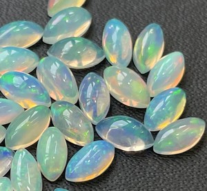 Marquise en opale éthiopienne naturelle 6x12mm Cabochon à dos plat-Superbe qualité multi-feu - Product Image 5
