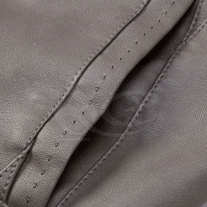 Chaqueta de Invierno Elegante para Hombre, de Cuero, Material Duradero, Ajuste Cómodo, Ideal para Usar en Invierno, Estilo Formal e Informal - Product Image 3