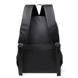 กระเป๋าเป้กีฬาคุณภาพสูง โพลีเอสเตอร์ ช่องเสียบ USB ปิดด้วยซิป น้ำหนักเบา กันน้ำ โครงภายนอก ความจุ 56-75 ลิตร ผลิตในประเทศปากีสถาน - Product Image 2