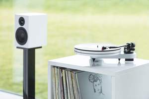 เครื่องเล่นแผ่นเสียงแบบแมนนวล Pro-Ject RPM 1 รุ่นใหม่ล่าสุด (สีขาว) - Product Image 2