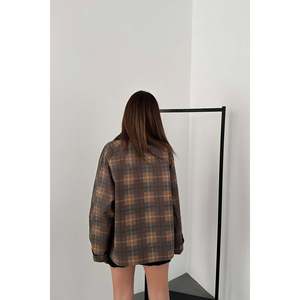 Veste à carreaux avec col moutarde - Moutarde - Product Image 5