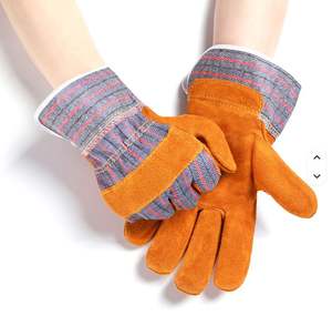 Gants de soudage TIG/MIG légers en cuir de vachette brun doublés de polaire avec protection contre les éclaboussures de métal fondu, flexibles et résistants à la chaleur - Product Image 3