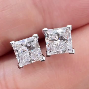 Pendientes de Diamantes Cultivados en Laboratorio con Corte Princesa de 4.00 Quilates, Color D-E-F, Claridad VVS-VS, Certificado IGI, Patrón Geométrico para Compromiso - Product Image 3