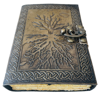 Grand arbre de vie gaufré avec motifs anciens latéraux Carnet de notes en cuir véritable anthracite Laiton antique C-Lock & Deckle Papiers d'art
