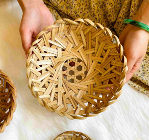 Premium Woven Bamboo <b>Trivet</b> Set, Natural Heat-Resistant Pads for Hot Dishes and Cookware - Product Image 2