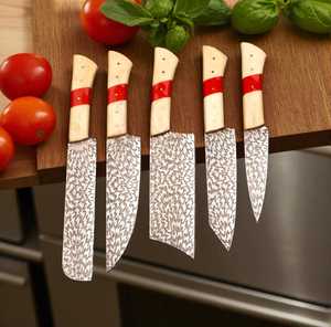 Juego de Cuchillos de Chef de Acero con Alto Contenido de Carbono Hechos a Mano de Alta Calidad con Mangos de Hueso, Juego de 5 Piezas con Funda de Cuero, Recubrimiento Negro - Product Image 5