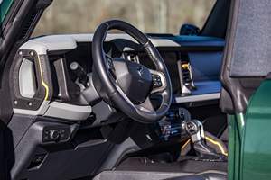 Ford Bronco Badlands 2022 d'occasion en bon état, 6600 miles, EcoBoost V6, pack Sasquatch, plusieurs modifications - Product Image 3