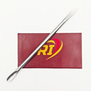 ที่ดันหนังกำพร้าและตัดเล็บสแตนเลสแบบสองด้านสำหรับขายส่ง พร้อมด้ามจับรูปทรงช้อนที่ทนทานและตัวเลือกที่ปรับแต่งได้ - Product Image 4