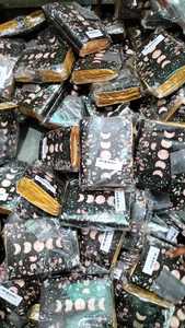 Hecho a medida, descubra la combinación de estilo y función con nuestros diarios de cuero impresos para notas con fines de reventa. - Product Image 6