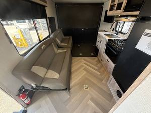 F-o-r-e-s-t R-i-v-e-r X-l-r M-i-c-r-o B-o-o-s-t 1-9-X-L-R-E d'occasion 2024 à vendre - Product Image 3