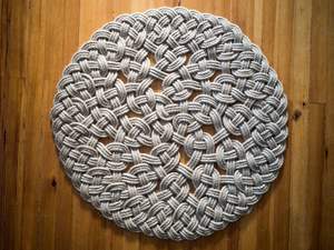 Alfombra de Entrada Hecha a Mano con Cuerda, Ideal para Decoración de Porches de Casas de Campo y Protección Elegante para Entradas Exteriores - Product Image 5