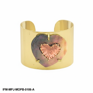 Bracelet jonc artisanal en nacre et laiton, motif cœur organique, cadeau pour elle - Product Image 5