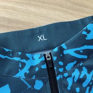 Rush guard 2025 Chemises à col montant résistant au soleil respirant évacuant l'humidité Séchage rapide Anti-uv Upf50 Super léger - Product Image 4