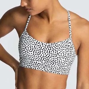 Sujetador y mallas deportivos sin costuras para mujer, ropa de gimnasio personalizada, conjunto de Yoga de dos piezas de tendencia para fitness de talla grande incluida - Product Image 6