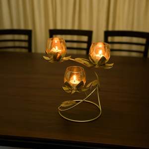 Portavelas de Metal de Lujo, Candelabro, Decoración Moderna para el Hogar, Navidad, Pascua, Bodas, Duradero y Ecológico - Product Image 1