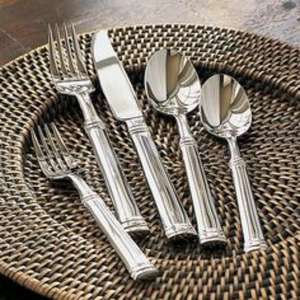 Elegante Juego de Cubiertos de Acero Inoxidable con un Acabado Superior, Propiedades Resistentes a los Arañazos y un Aspecto Ultramoderno - Product Image 6