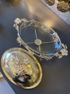 Hermoso soporte de chocolate hecho a mano en forma ovalada con soporte de chocolate pulido dorado para servir chocolate y postre - Product Image 3