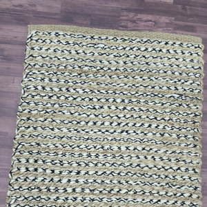 พรมปอกระเจาทำด้วยมือคุณภาพพรีเมี่ยมดีไซน์ทันสมัยลายแอบสแตรกมือและปรับขนาดได้ - Product Image 1