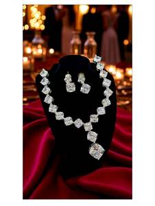 Conjunto de collar de diamantes de corte cuadrado de lujo con joyería de imitación de latón de circón para fiesta - Product Image 2