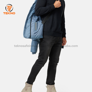 Veste personnalisée manteaux en duvet de canard de haute qualité épais et chauds à capuche noir hiver veste coupe-vent grande taille pour hommes - Product Image 6